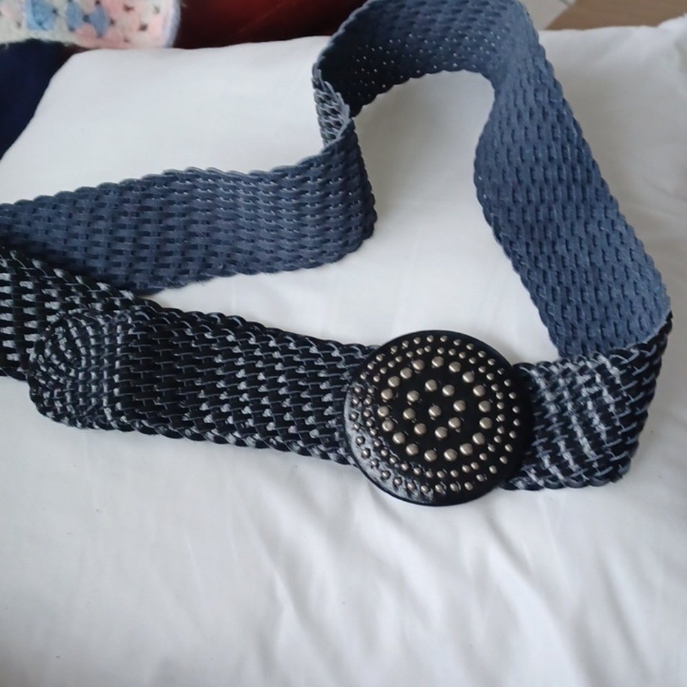 Sonoma Women's Woven Leather Black Belt Size XL, Total Length Is 46"